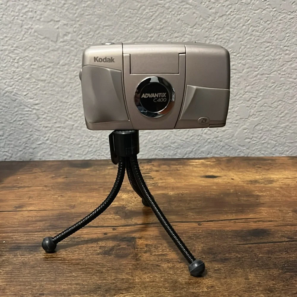 Kodak Advantix C400 Silver Film Camera with Black Case and Tripod